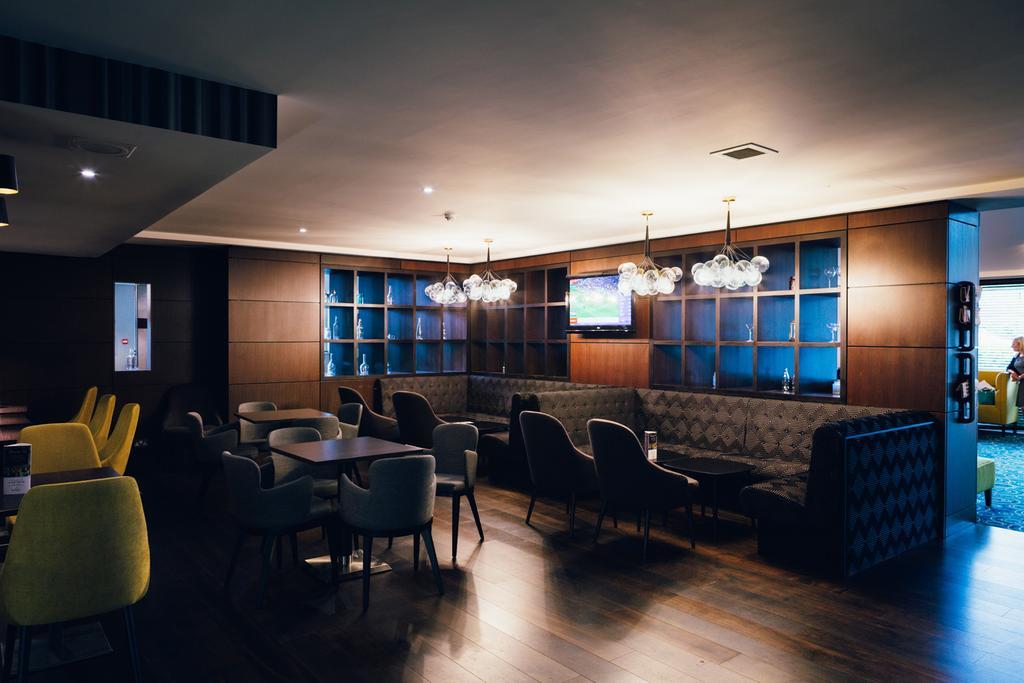 Novotel Stevenage Exterior photo