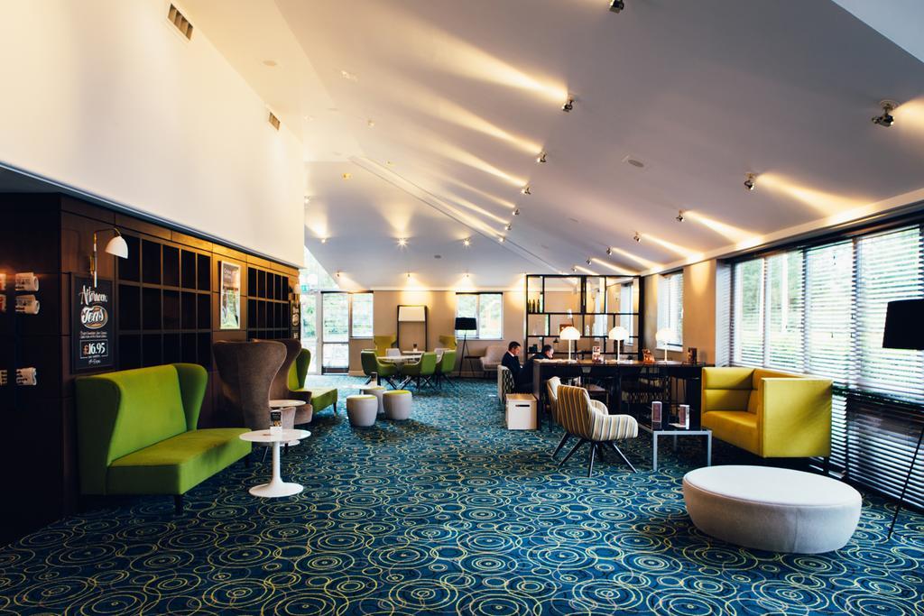 Novotel Stevenage Exterior photo