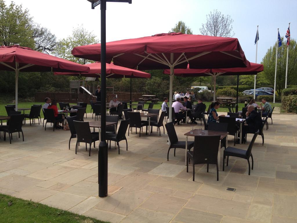 Novotel Stevenage Exterior photo